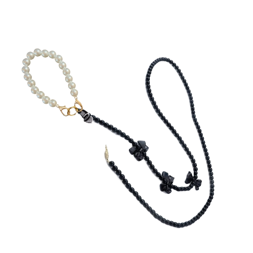 Elegant Pearls and Bows Adorned Dog Leash: Chic Canine Accessory