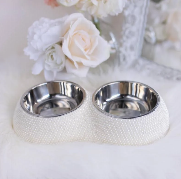 The Elegant Experience - Luxury and Durable Feeding Bowls for Cats and Dogs