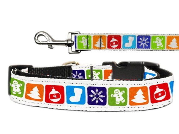 Christmas Nylon Pet Collars and Leashes, "Classic Christmas"