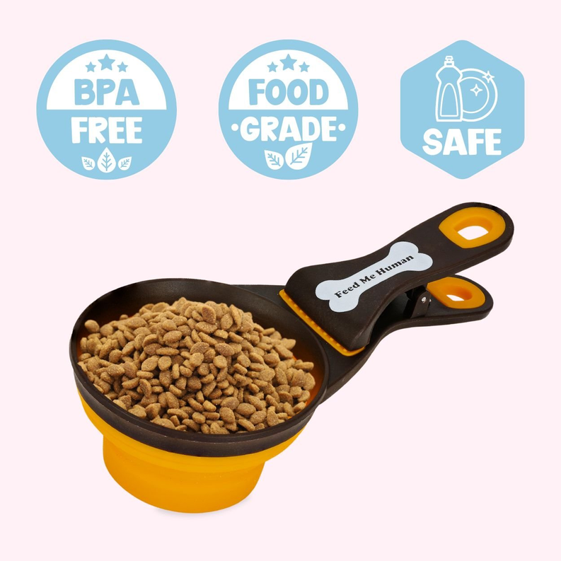 "Serve It Up!" Pet Food Scooper